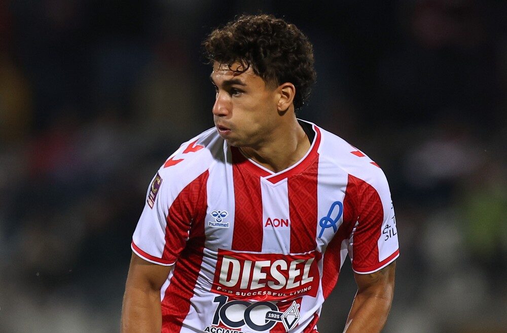 Nicola Rauti in avanti con Morra