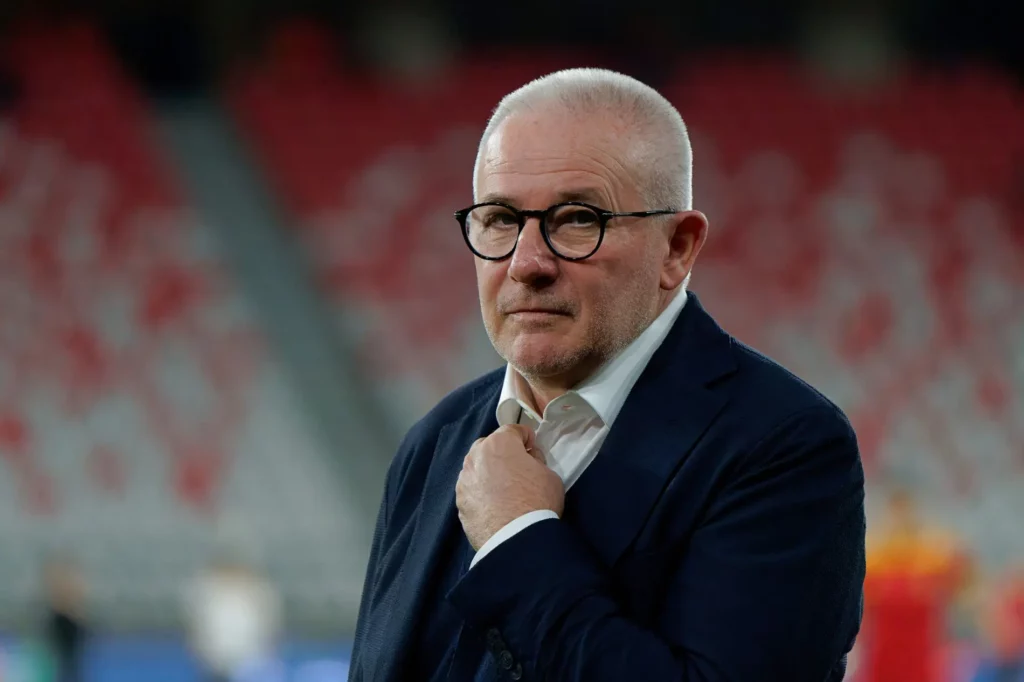 Il ds del Bari Magalini chiede scusa