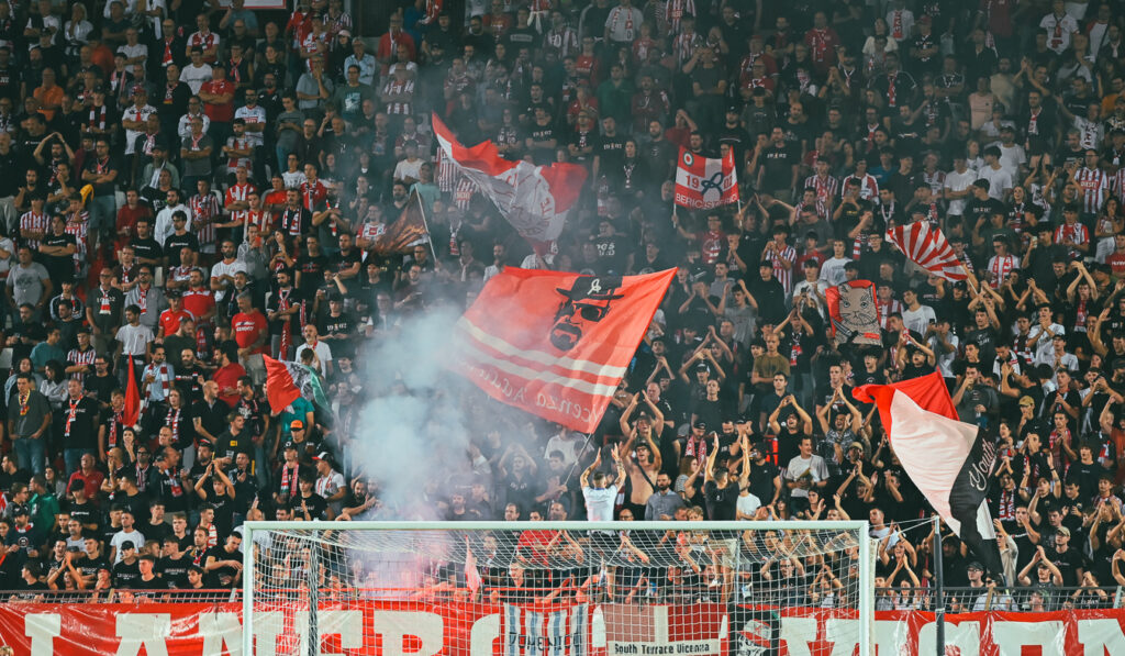 Grande tifo anche contro la Pro Patria allo Speroni