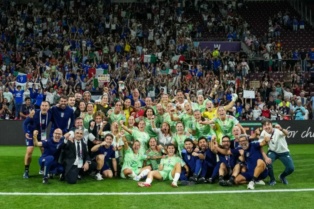 Azzurre in campo sabato con la Danimarca