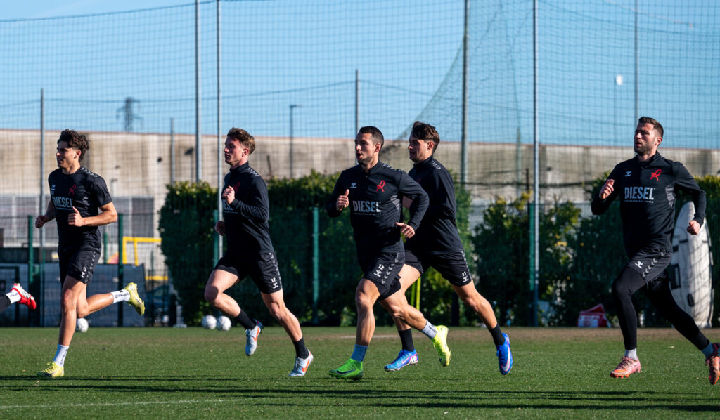 Si guarda alla Giana