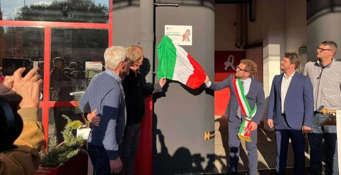 tribuna d'onore intitolata a Savoini
