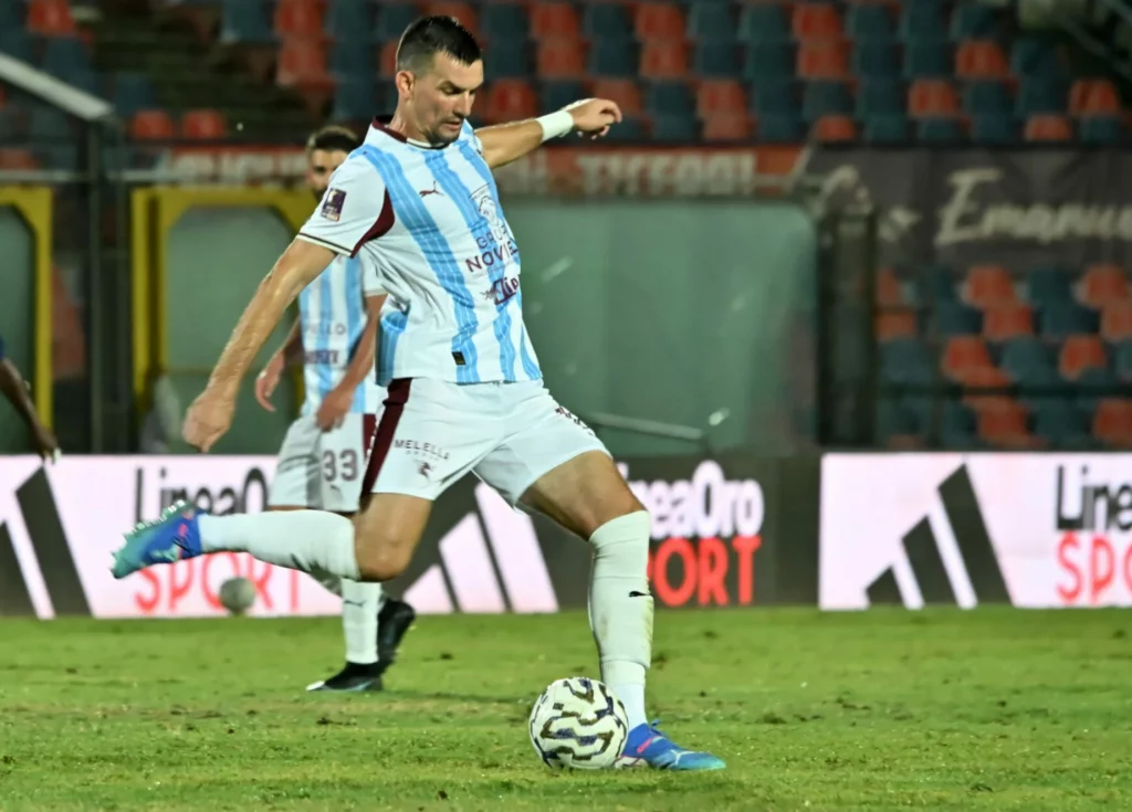 L'ex capitano del Lane Golemic in semifinale playoff